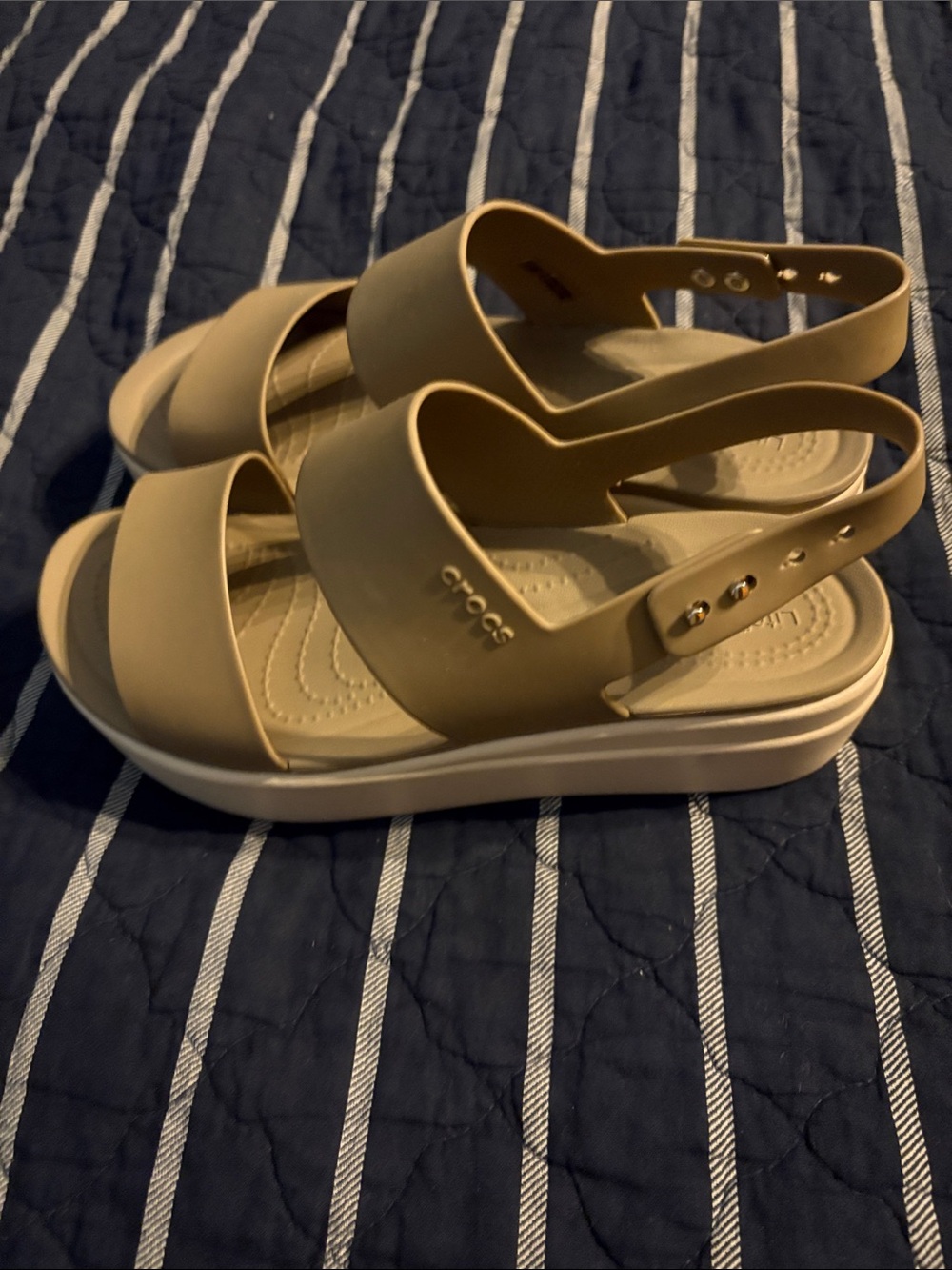 CROCS Women's Tan Sculpted Strap Sandals - Picture 4 of 5